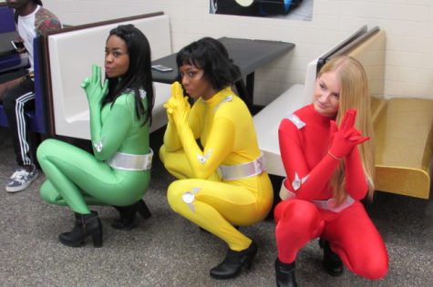 Courtney Marble, Jiamond Davis, & Kate Bryant as "Totally Spies"
