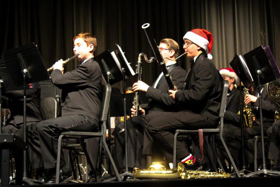 Menchville students performing at the holiday band concert 2018.