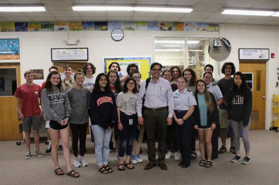 The Honors Research class invited Dr. Brant Ramirez to speak on Parkinsons disease and its treatment
