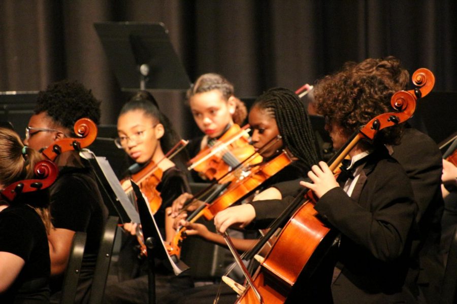 Orchestra holds Halloween Concert